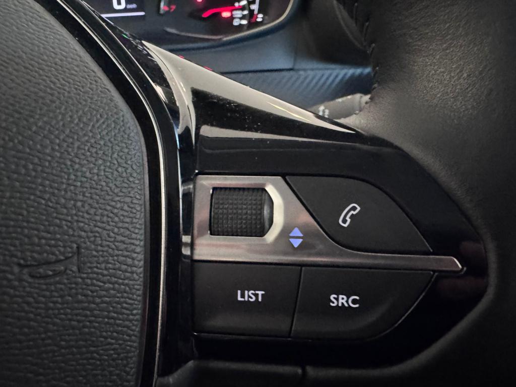 Peugeot 208 1.2 puretech active