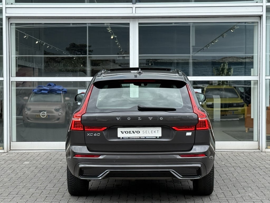Volvo XC60 2.0 t6 awd + dark