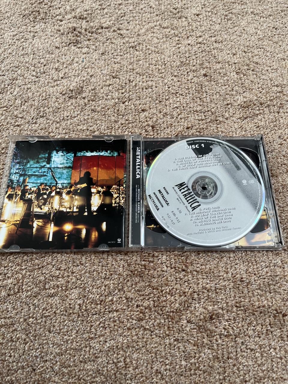 Cd- Metallica, titel: S&M