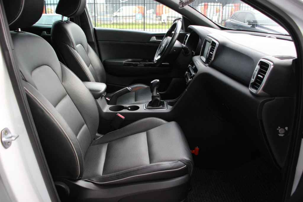 Kia Sportage 1.6 t-gdi gt-line first edition | leder | camera | trekhaak | 