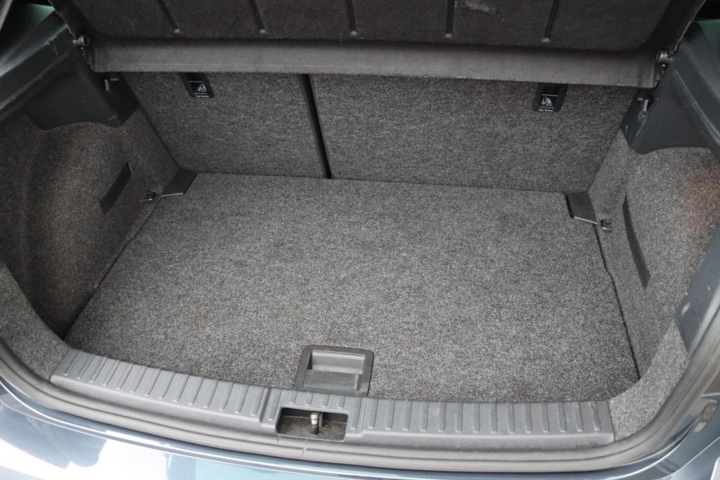 Seat Ibiza 1.0 ecotsi fr business connect 95pk