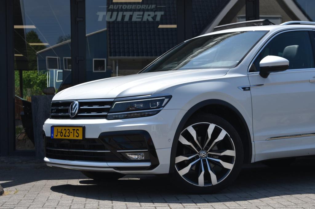 Volkswagen Tiguan 1.5 tsi act r-line | trekhaak | camera | stoelverwarming 