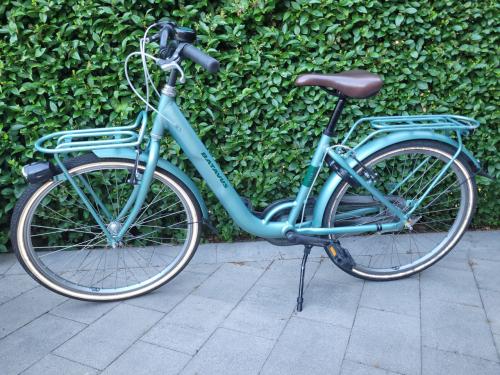 Batavus Star 24 inch 2023. meisjes fiets, 3 versnellingen