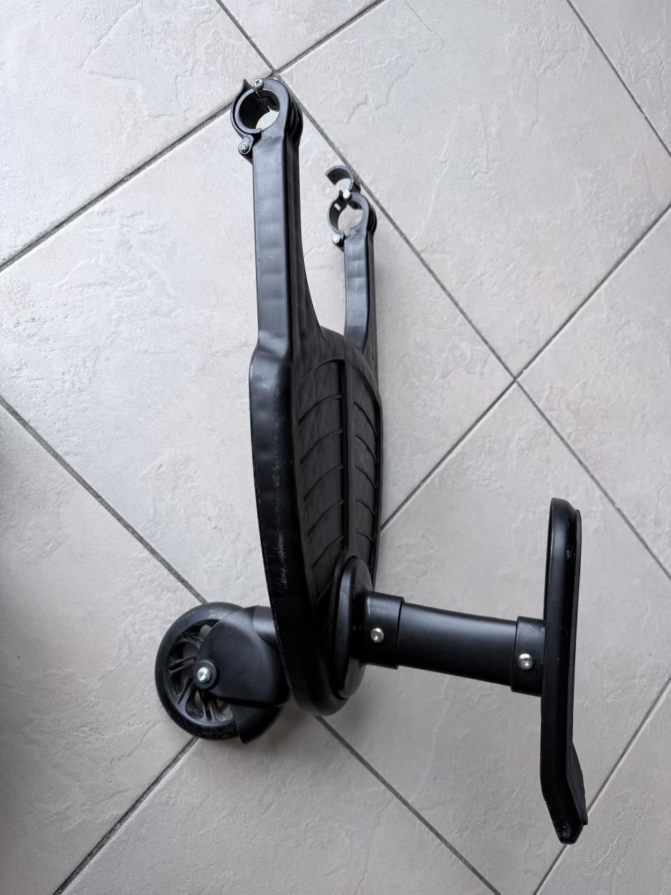 HeppieBabie meerijdplankje met zitje | 2-7 jaar | tot 25 kg | 360° wiel