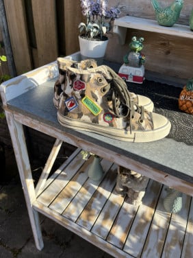 Camouflage tint schoenen