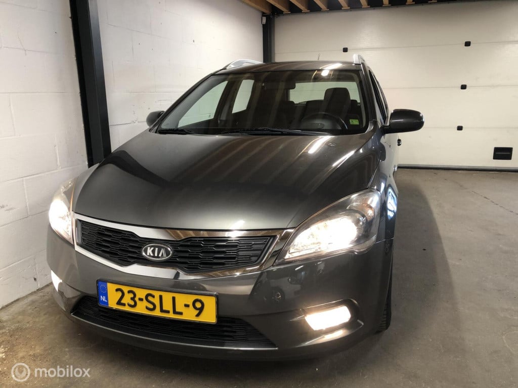Kia Cee'd sporty wagon 1.4 cvvt navigator plus pack