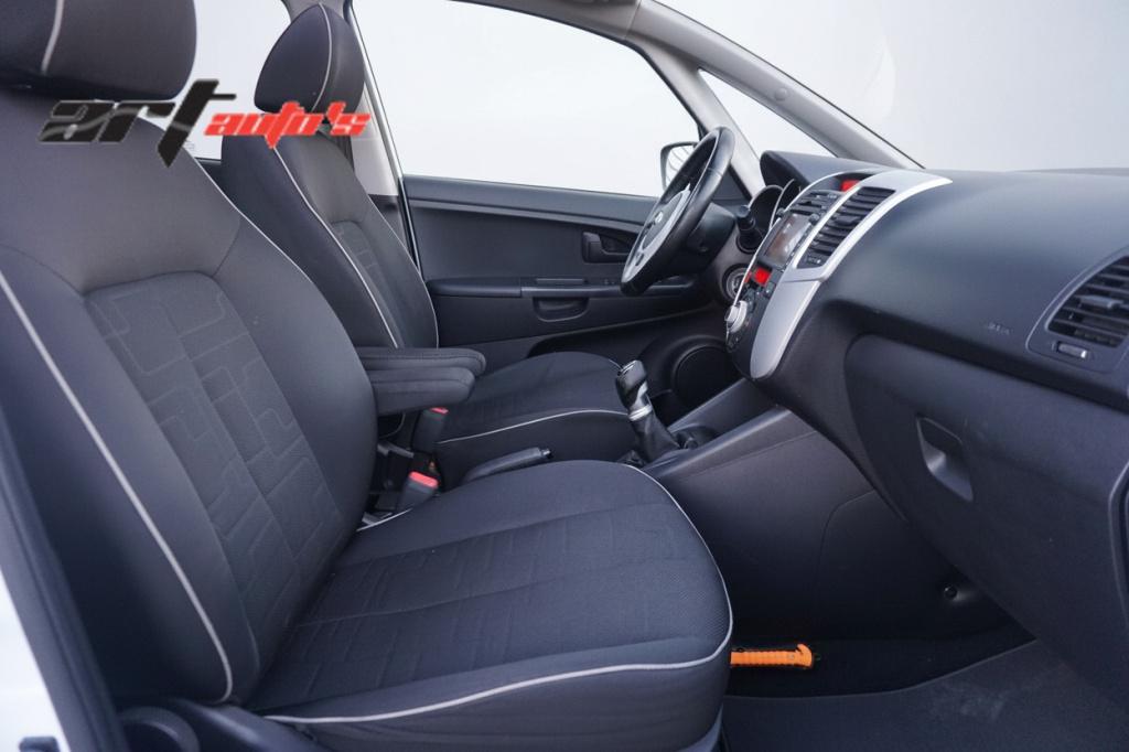 Kia Venga 1.4 cvvt vibe 1e eigenaar - climate / navi / cruise / pano / trek