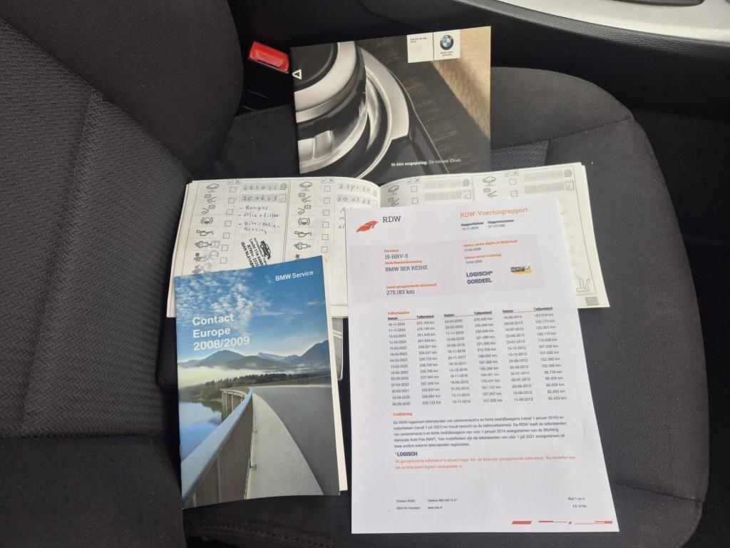 Bmw 3-SERIE 320i Business Line station bj:2009 airco-lm velgen