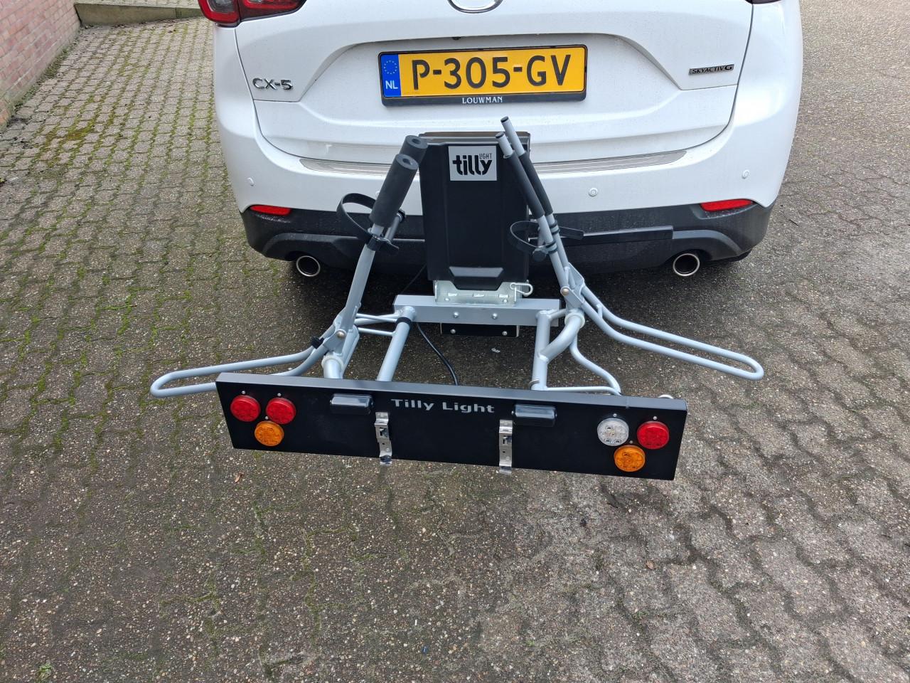 TILLY LIGHT FIETSDRAGER MET LIFT