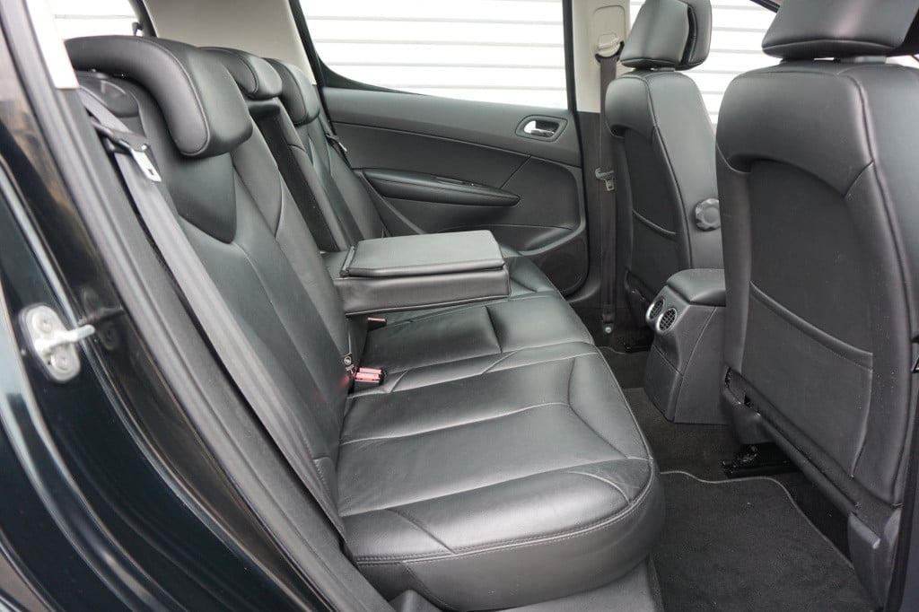 Peugeot 308 1.6 vti xt airco / cruise / stoelverw. / elektr. ramen / parkee