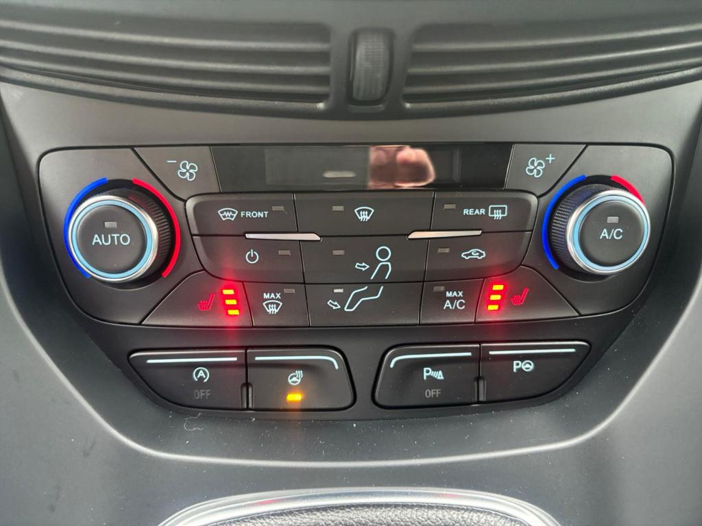 Ford Kuga 1.5 ecoboost 150pk 2wd st line, trekhaak