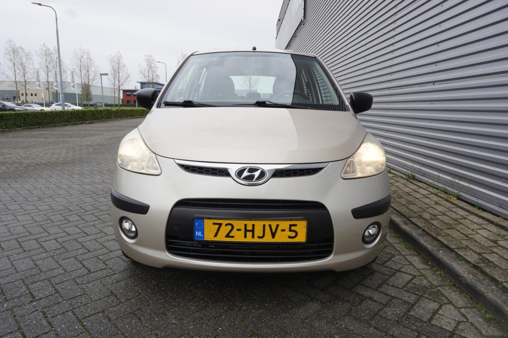 Hyundai I 10 1.25i dynamic cool airco / elektr. ramen / lm velgen / nap