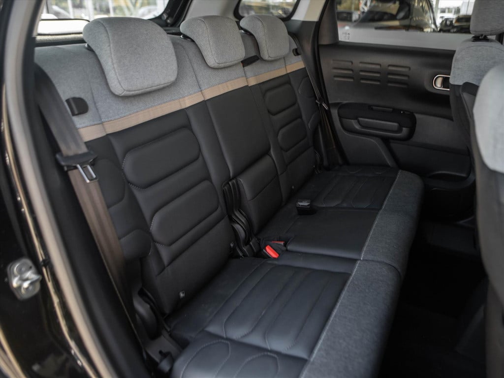 Citroen C3 Aircross 1.2 puretech 130pk max automaat | panoramadak | stoelve