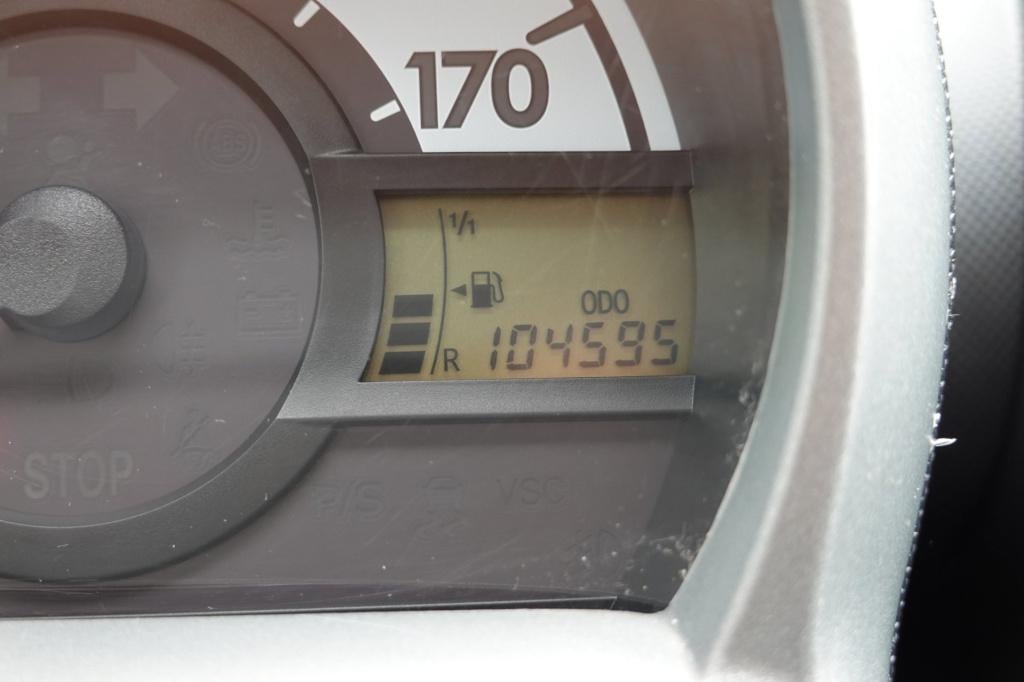 Peugeot 107 1.0 access accent