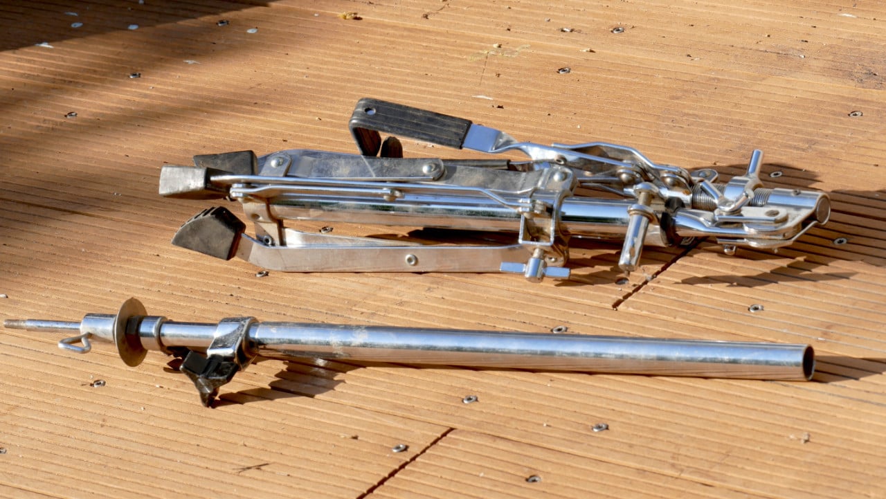 Snaredrum oa Pearl, 70's; met goed statief; gebruikt, in goede staat