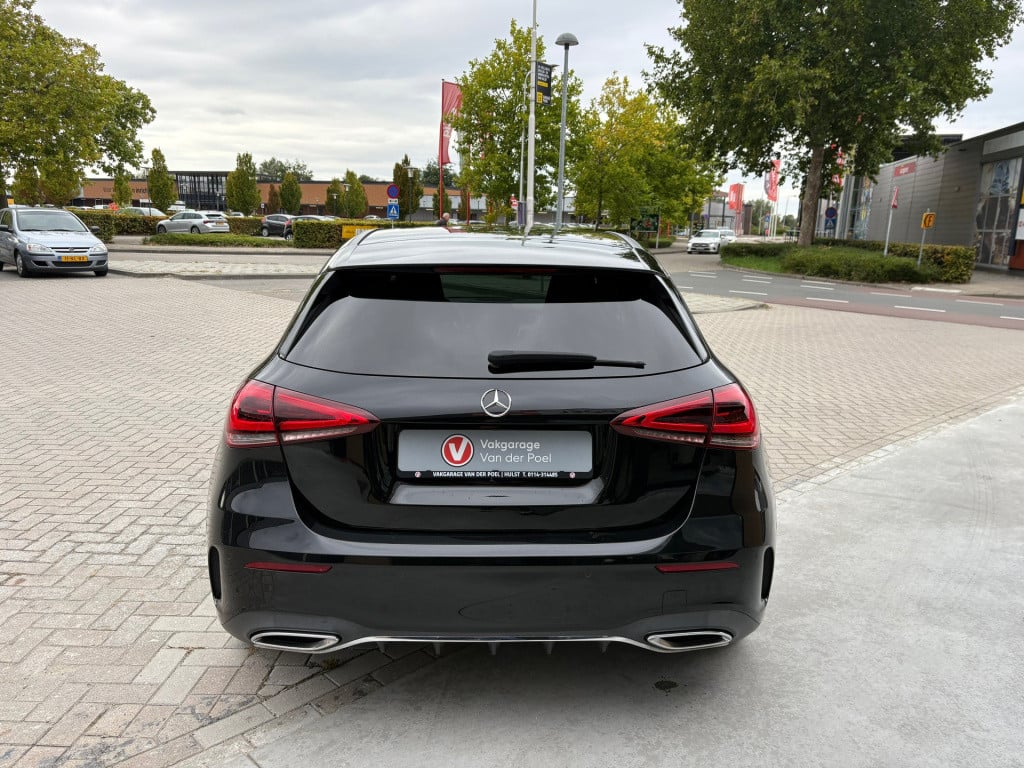 Mercedes-Benz A-Klasse 200 business solution amg