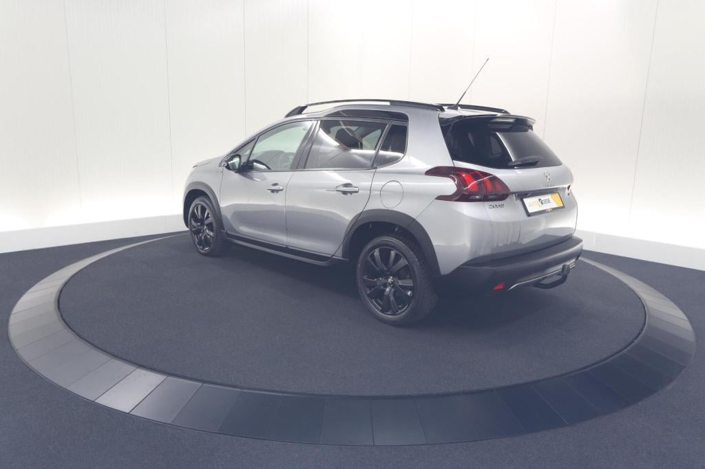 Peugeot 2008 puretech 110 eat6 gt | trekhaak | camera | panoramadak | apple