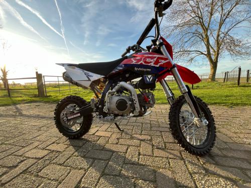 Nieuwe YCF 150E pilot