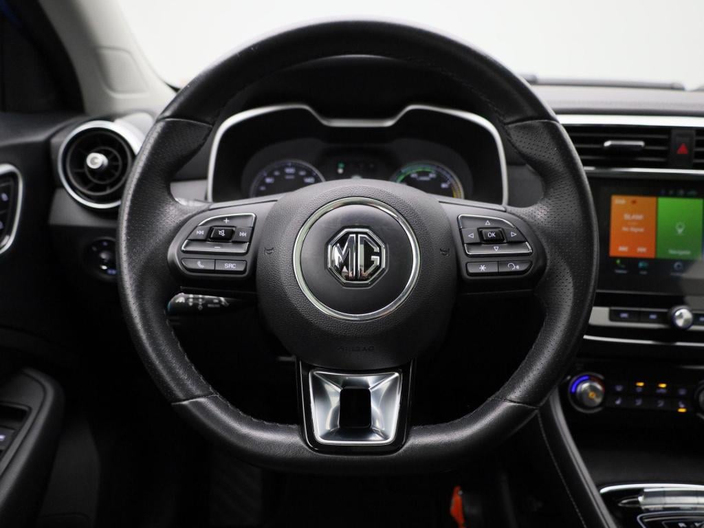 MG Zs Ev luxury 45 kwh | leder | panoramadak | carplay | stoelverwarming | 