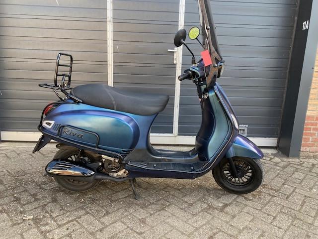 Schitterende btc riva agm vx50 cameleon kleur full option nu 999 euro compl