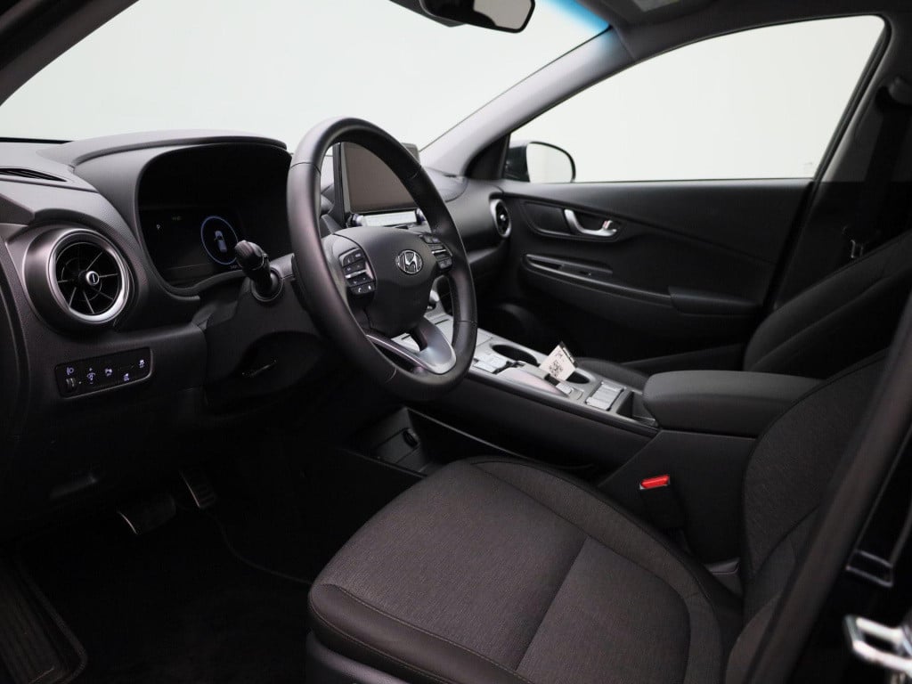 Hyundai Kona ev fashion 39 kwh
