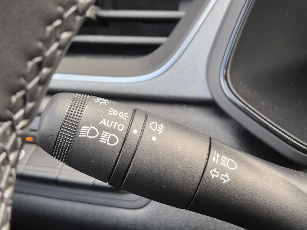Renault Captur 1.3 mild hybrid 160 edc automaat techno camera, adaptive cru