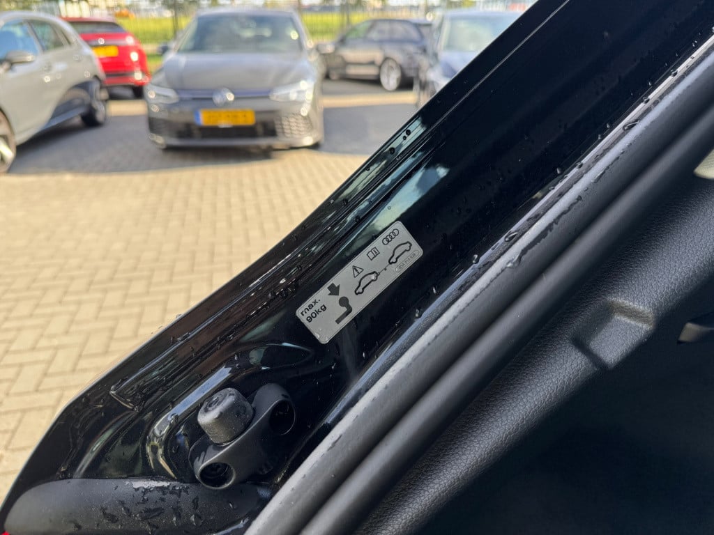 Audi Q3 35 tfsi * camera * matrix led * leer * keyless * trekhaak