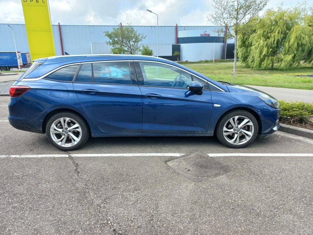 Opel Astra sports tourer 1.2 blitz elegance