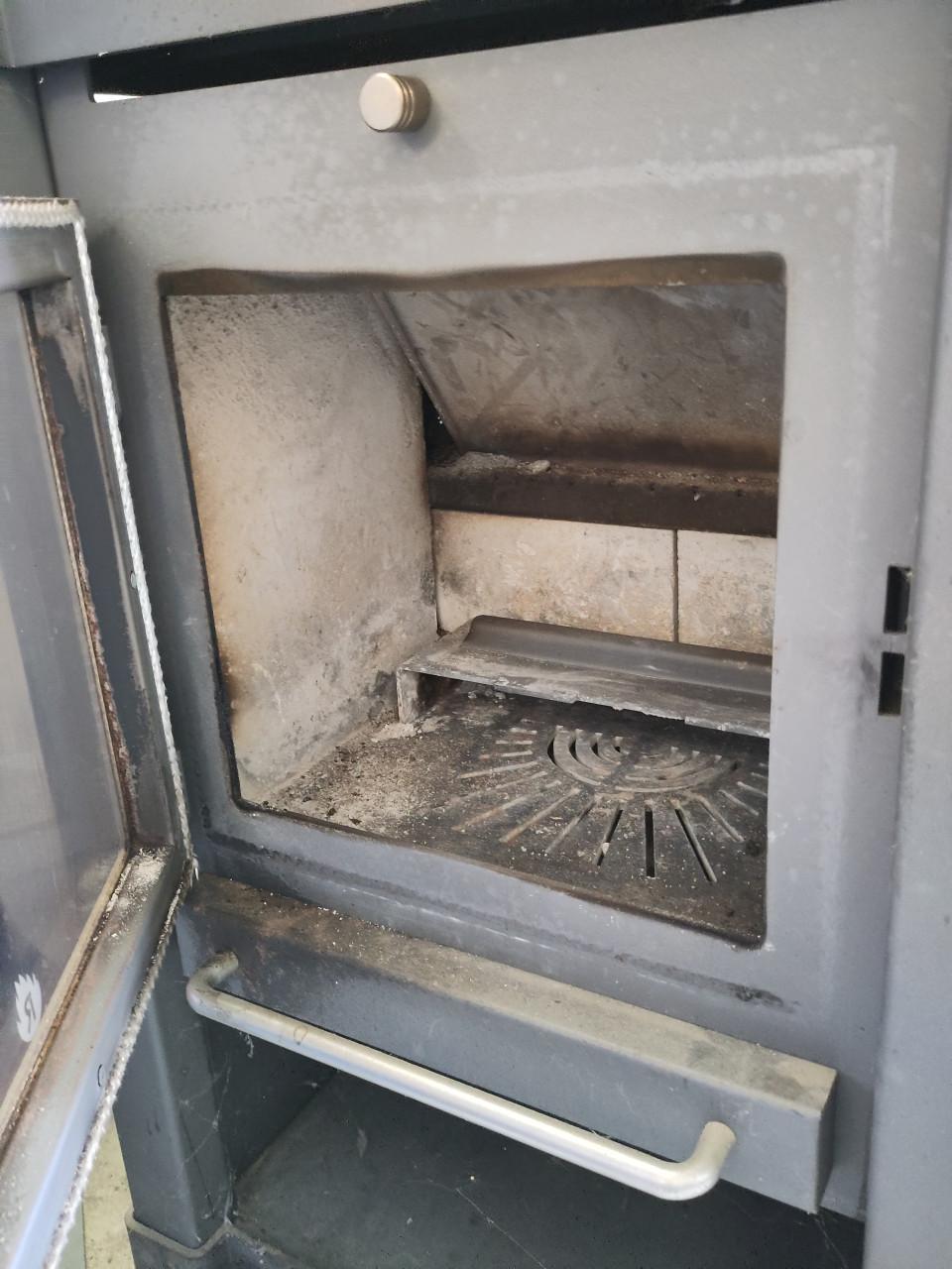 Houtkachel, retro Reny 7 kw
