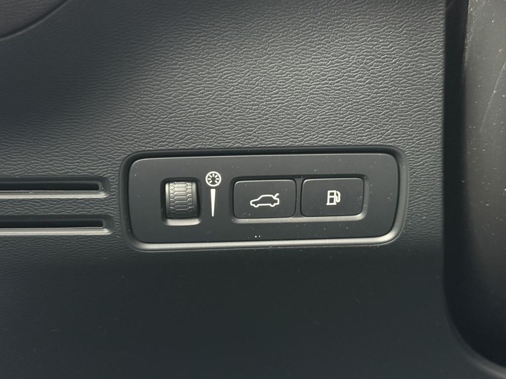 Volvo XC40 t5 262pk recharge r-design| adap.cruise| camera| trekhaak| keyle