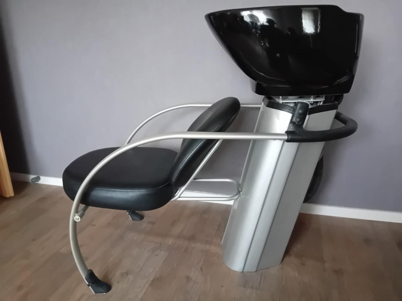 Kappers wasbak unit.