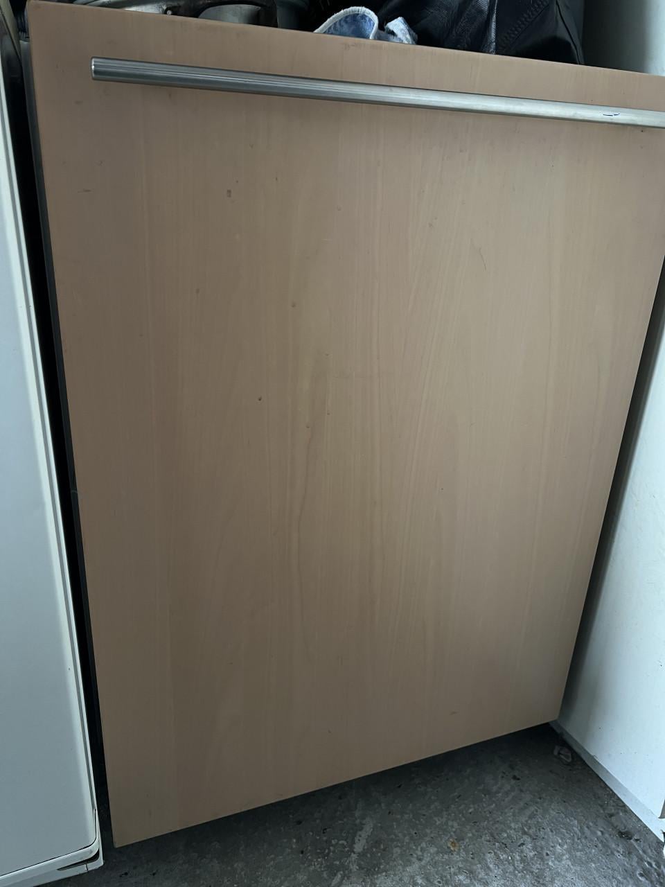Siemens volledig geïntegreerd inbouw vaatwasser 83x60 cm.