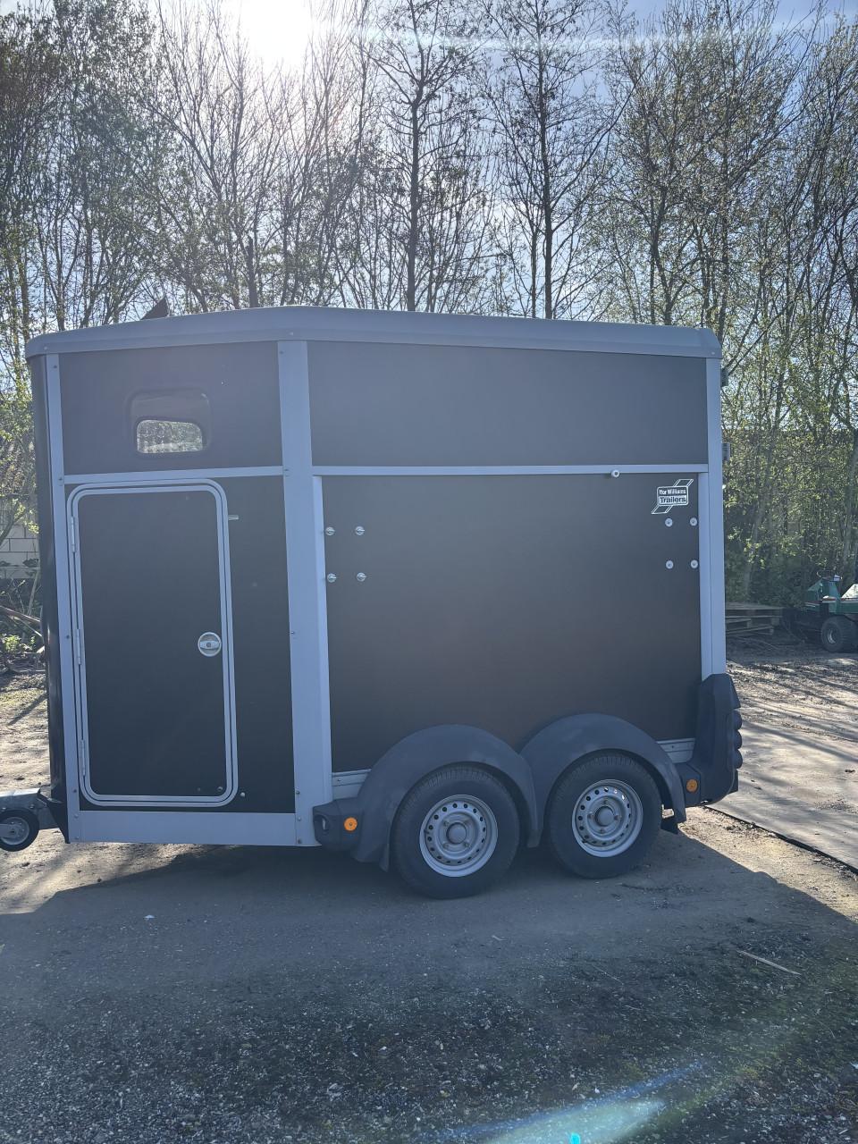 Ifor williams 1.5 paars trailer