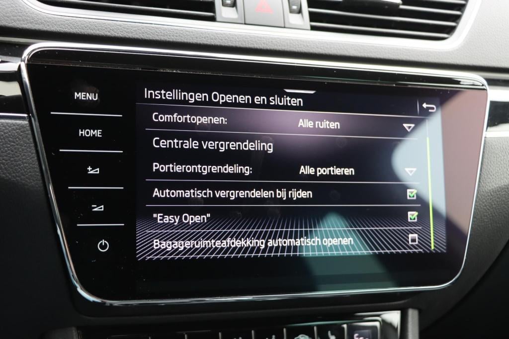 Skoda Superb combi 1.4 tsi laurin & klement 218pk dsg6 | lederen bekleding 
