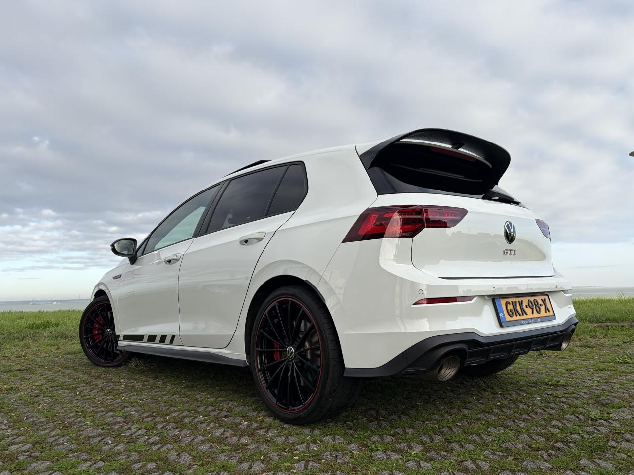 Volkswagen Golf 8 GTI Clubsport (2023) | Pano | Akra | Fabrieksgarantie