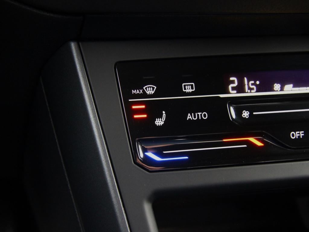 Volkswagen Polo 1.0tsi 110pk dsg r-line | acc | active info | navi | camera