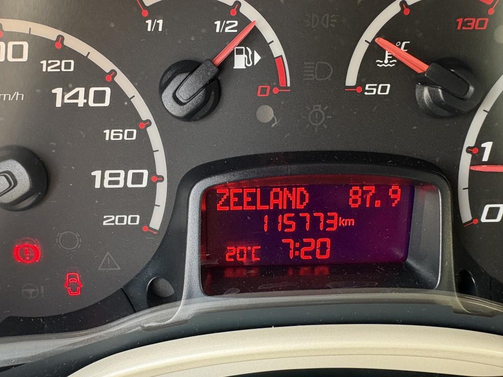 Ford KA 1.2 titanium x s/s