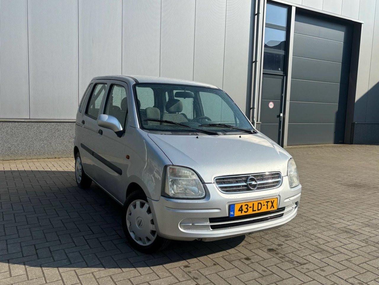 Opel Agila 1.2-16V Comfort Hoogzitter