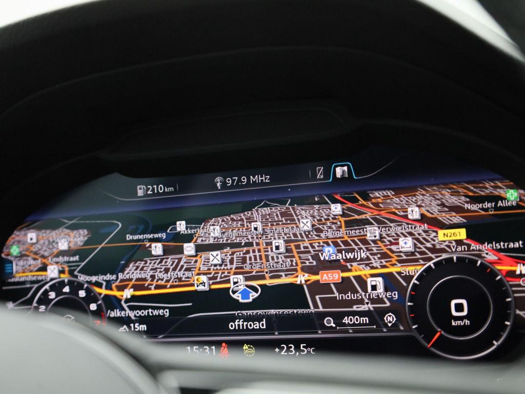 Audi Q2 35 tfsi pro line | panoramadak | stoelverwarming | leder | camera |