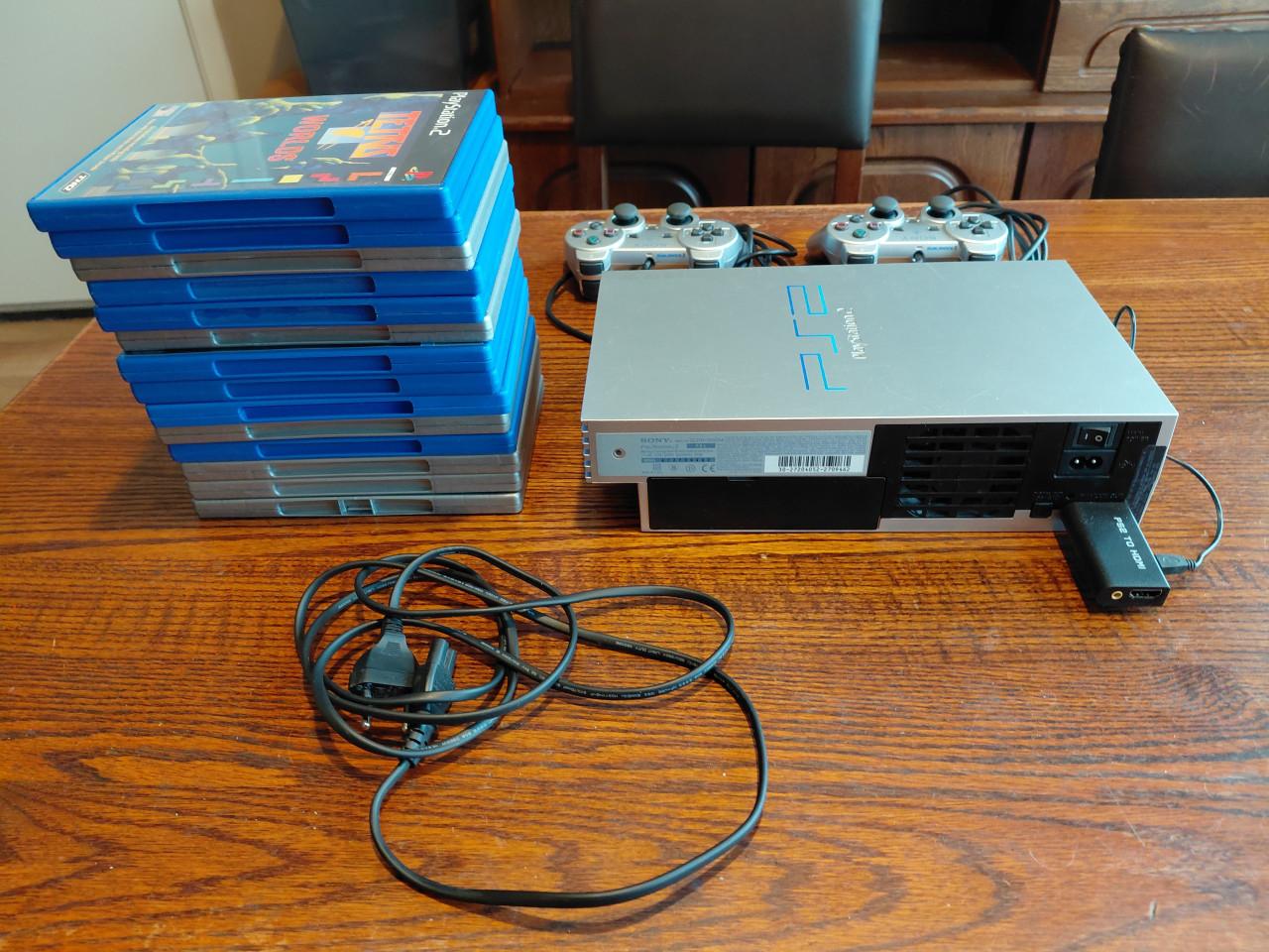 Tekoop playstation 2 met 14 games