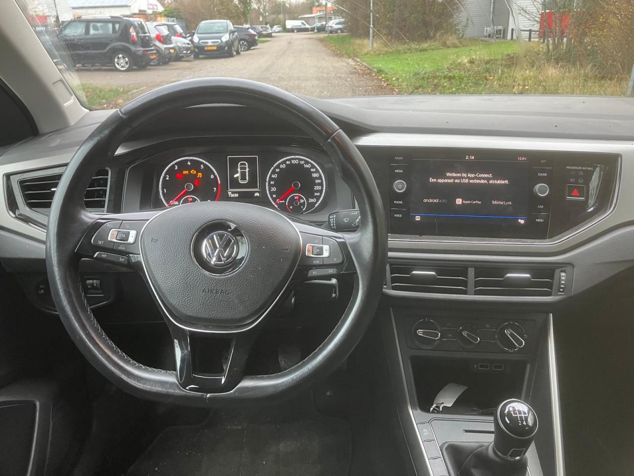 Volkswagen Polo 1.0