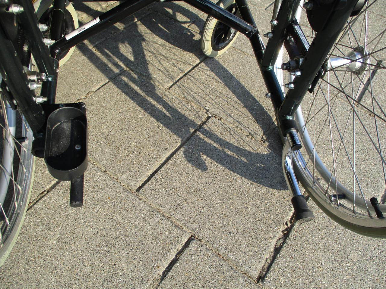 Te koop Quikcy rolstoel met veel mogelijkheden