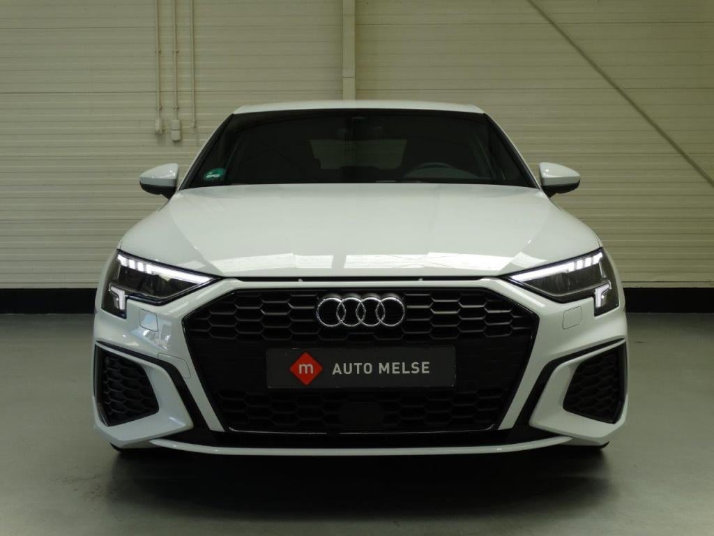 Audi A3 35 tfsi 150pk s tronic s line edition