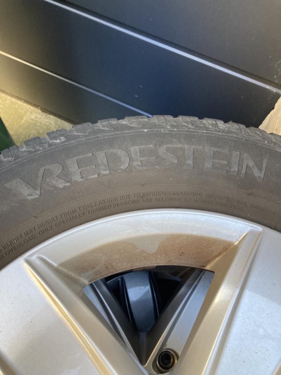 All season banden plus velgen