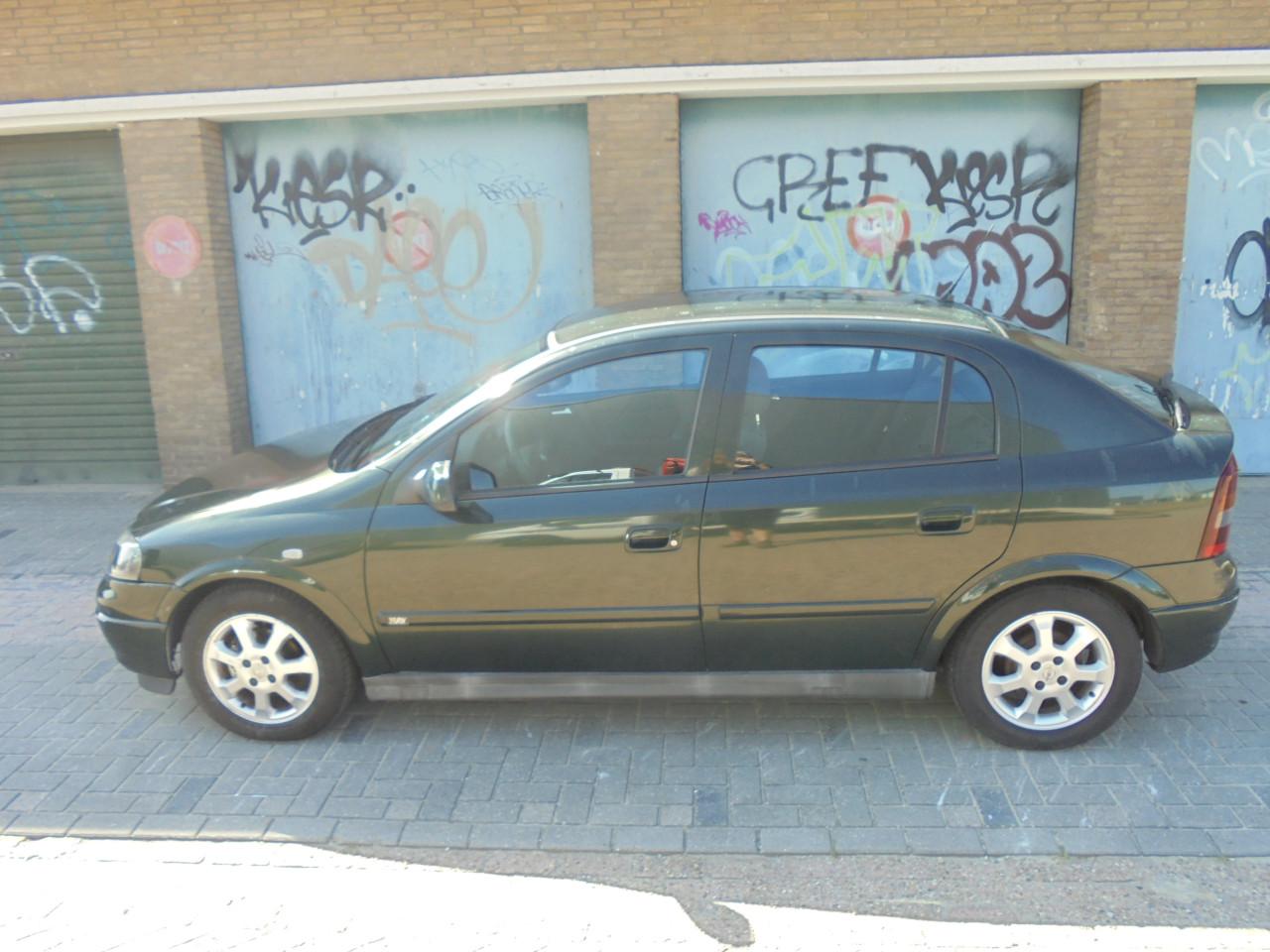 Astra Njoy 1.6 - 16V met 143.253 Km met N.A.P nieuwe Apk Bij Aflevering