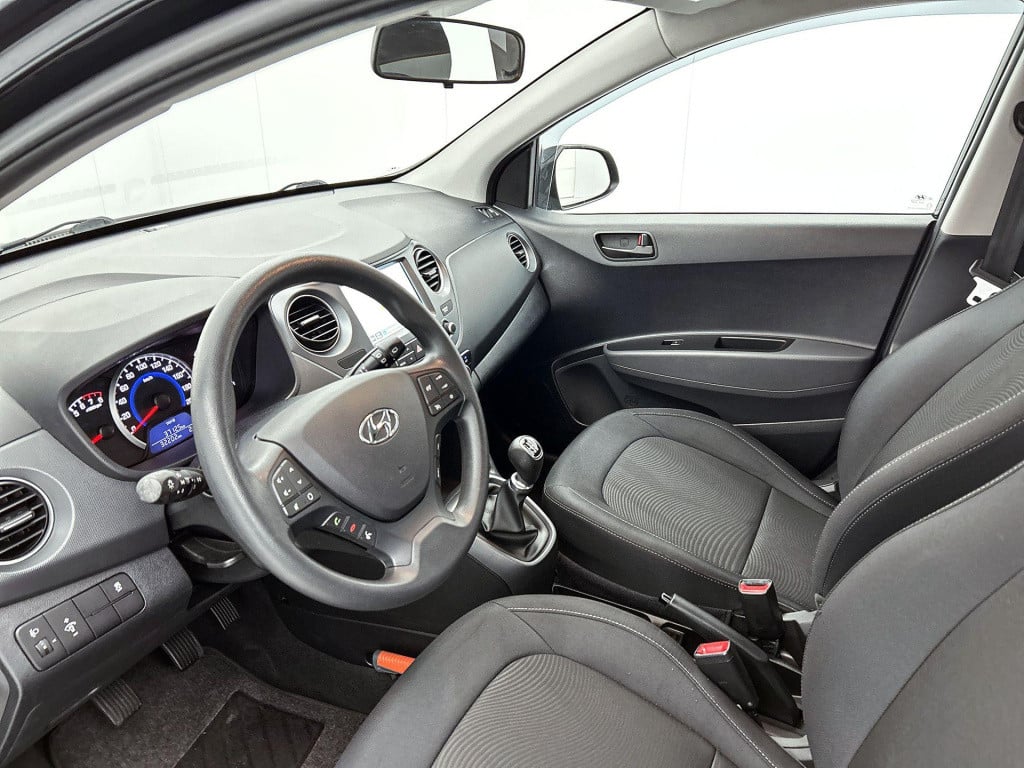 Hyundai I 10 1.0i comfort | lmv | apple carplay | bluetooth | navigatie | l