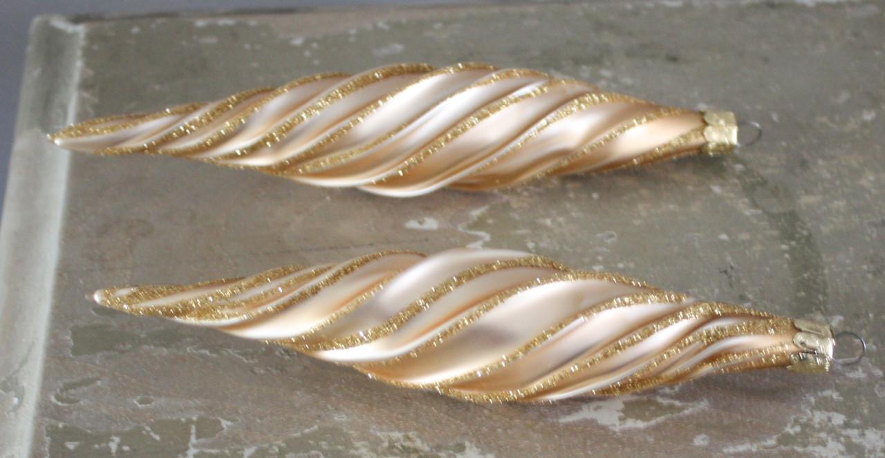 Set van 2 glazen kerstbal pegels