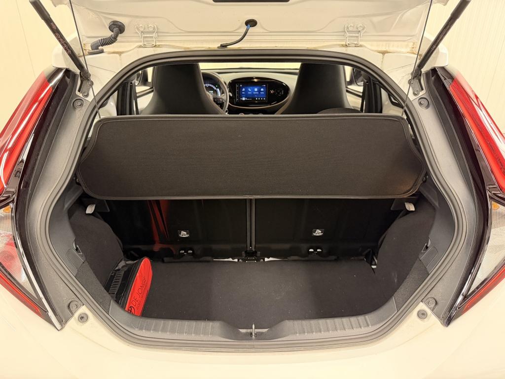 Toyota Aygo x 1.0 vvt-i mt play
