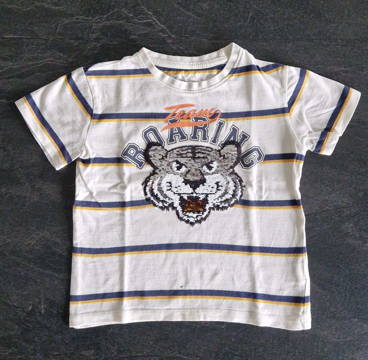Jongens korte mouw shirts maat 98