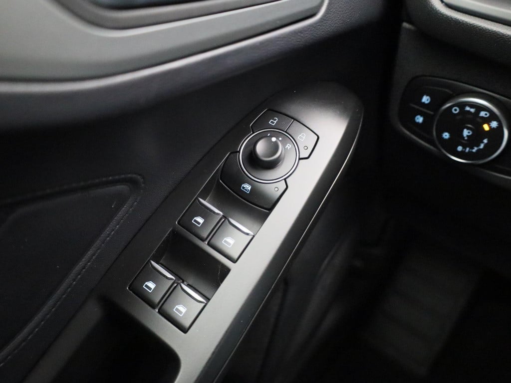 Ford Focus wagon 1.0 ecoboost hybrid connected | navigatie | cruise control